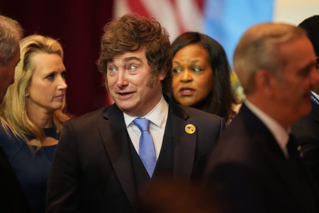 Con la presencia de Milei, el Gobierno presenta en Nueva York la “Argentina Week”, su gran apuesta para atraer inversiones Con la presencia de Milei, el Gobierno presenta en Nueva York la “Argentina Week”, su gran apuesta para atraer inversiones imagen-98