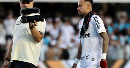 Neymar habló sobre sus ganas de jugar el Mundial: "Mi deseo es volver a la selección" y "eso no depende de mí" imagen-15