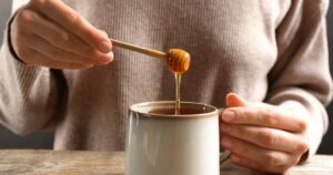 Miel de maguey dulce: las nutritivas propiedades curativas de este néctar natural, con beneficios digestivos y antioxidantes imagen-1