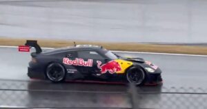 Max Verstappen giró en un circuito japonés, pero no con la F1, en la previa del GP en Suzuka imagen-4