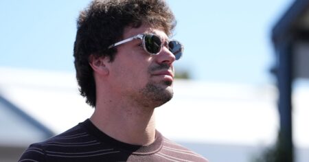 Lance Stroll y el infierno de manejar el Aston Martin: «Es como electrocutarse en una silla eléctrica» Lance Stroll y el infierno de manejar el Aston Martin: "Es como electrocutarse en una silla eléctrica" imagen-8