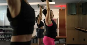 Una investigación de EE.UU. alertó sobre el uso de una popular prenda para hacer ejercicios, especialmente en adultos mayores Una investigación de EE.UU. alertó sobre el uso de una popular prenda para hacer ejercicios, especialmente en adultos mayores imagen-3