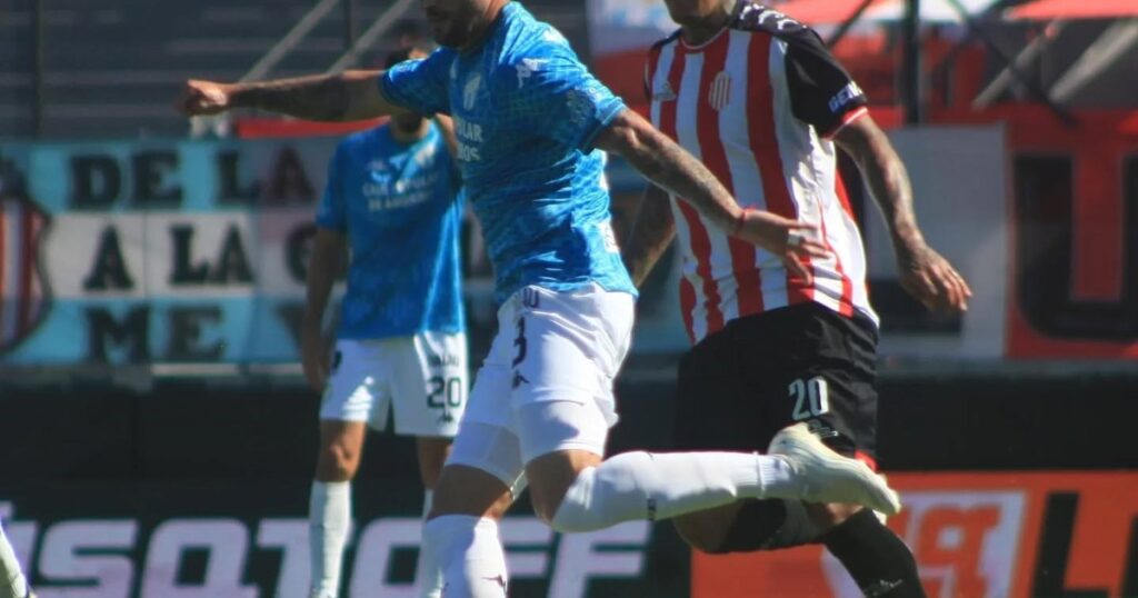 Atlético Tucumán: 11 derrotas seguidas fuera de la provincia y más de un año sin ganar de visitante imagen-40