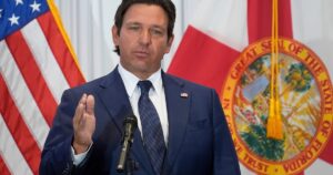Buenas noticias para Florida: Ron DeSantis designa nuevos miembros para el Comité Asesor sobre la Enfermedad de Alzheimer imagen-2