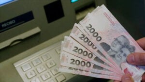 Por la crisis económica, el Gobierno de Misiones evalúa pasar a pagar los sueldos estatales entre el 1 y el 5 de cada mes imagen-8