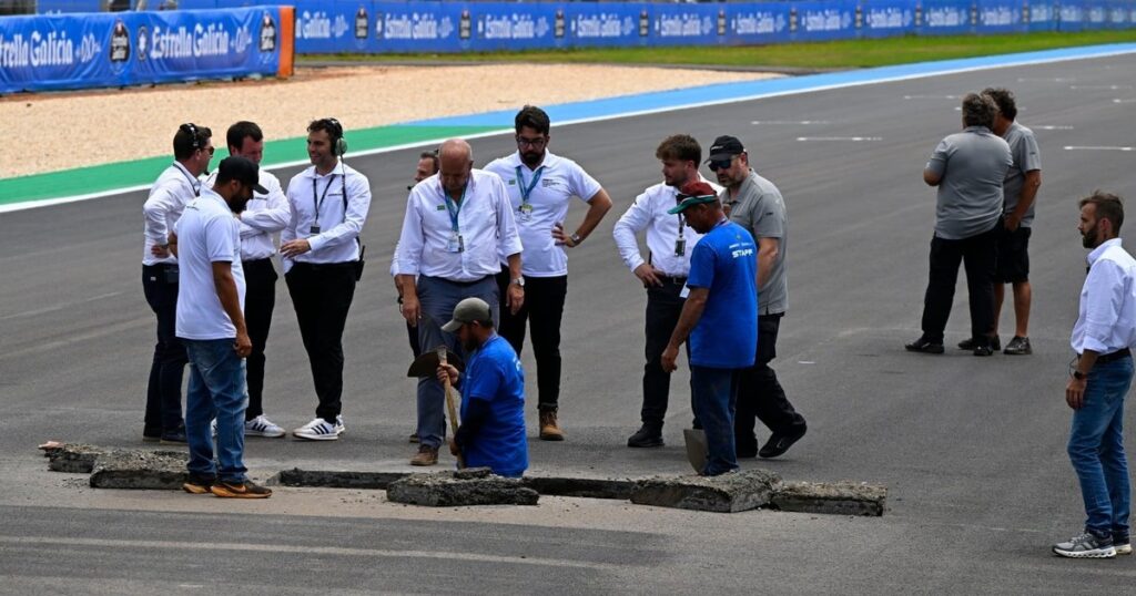 Insólito: se formó un cráter en la pista en el GP de Brasil Insólito: se formó un cráter en la pista en el GP de Brasil imagen-41