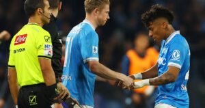 Tras más de 4 meses, De Bruyne volvió a jugar ante la ovación del Napoli imagen-3