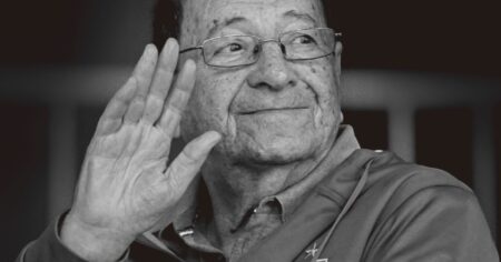 Dolor en Estudiantes: murió Marcos Conigliaro, histórico delantero del club Dolor en Estudiantes: murió Marcos Conigliaro, histórico delantero del club imagen-15