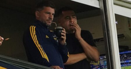 Como nunca se lo vio: la efusiva reacción de Riquelme tras el empate de Boca ante San Lorenzo imagen-23