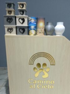 Camino al Cielo: el crematorio exclusivo para mascotas que funciona en Posadas con atención las 24 horas, traslado, sala de despedida y entrega de urnas imagen-1