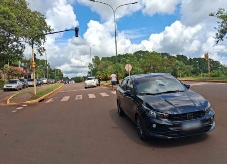 Dos automovilistas fueron hospitalizadas tras colisionar en la Autovía de Oberá imagen-71