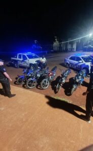 La Policía interceptó una caravana de motociclistas que realizaba contraexplosiones y maniobras temerarias: 12 motos secuestradas imagen-1