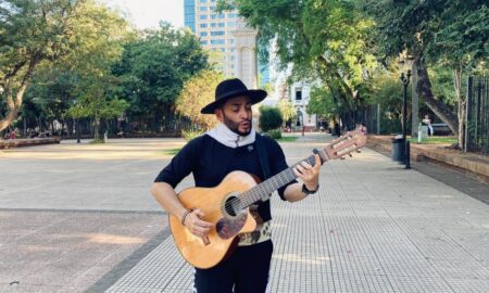Juan Bustos, el santiagueño que canta en la 9 de julio: “La música me salvó” imagen-119