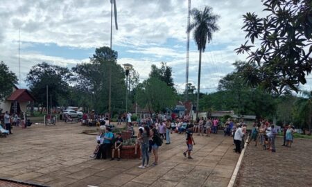 Caraguatay: movilización por los 50 años del golpe y contra la intendenta Caraguatay: movilización por los 50 años del golpe y contra la intendenta imagen-14