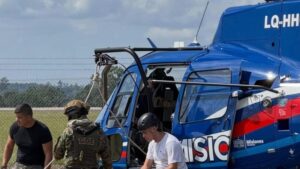 Polémica por video del GOE jugando a las escondidas con Neo influencers Polémica por video del GOE jugando a las escondidas con Neo influencers imagen-2