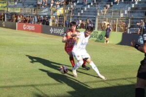 Fútbol: victoria de Mitre sobre Boca Unidos Fútbol: victoria de Mitre sobre Boca Unidos imagen-1