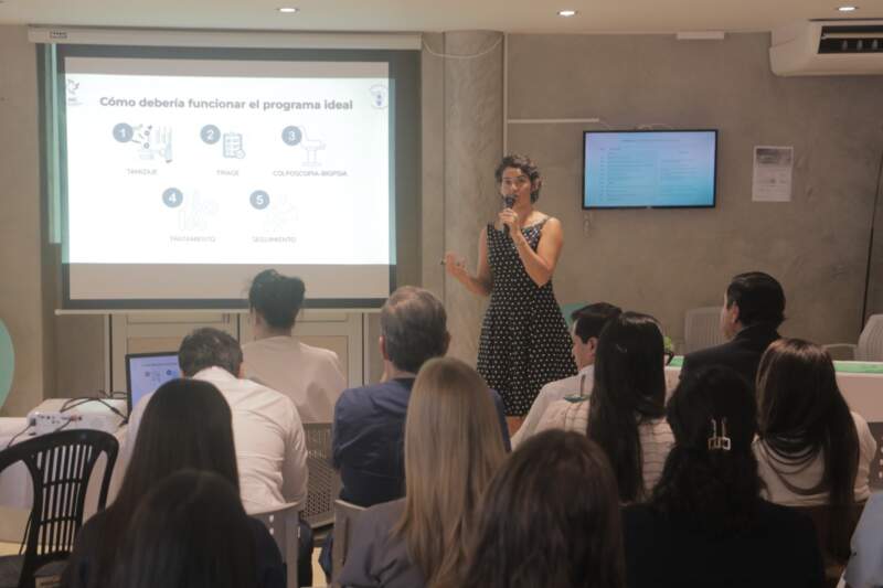 Con el relanzamiento del test de VPH el
Parque de la Salud fortalece la detección temprana del Cáncer Uterino Con el relanzamiento del test de VPH el
Parque de la Salud fortalece la detección temprana del Cáncer Uterino imagen-5