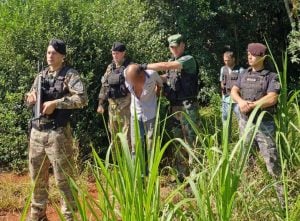 Detuvieron al acusado de disparar contra su hijo y su nuera en Colonia Alberdi imagen-6