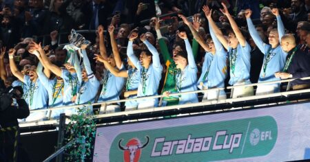 El Manchester City le ganó al Arsenal y se consagró campeón de la Carabao Cup imagen-12