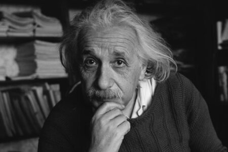 “Cada día sabemos más y entendemos menos”: la advertencia de Albert Einstein que sigue vigente “Cada día sabemos más y entendemos menos”: la advertencia de Albert Einstein que sigue vigente imagen-8