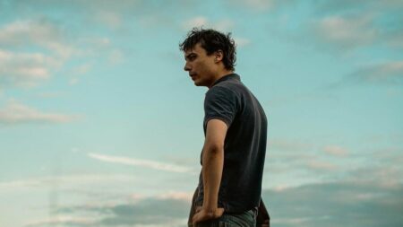 La mejor película de la semana nos pone a una nueva estrella de cine en un papel muy distinto al habitual imagen-14