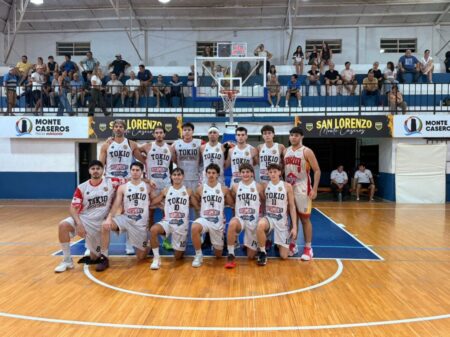Tokio luchó pero dejó su invicto en Corrientes imagen-22