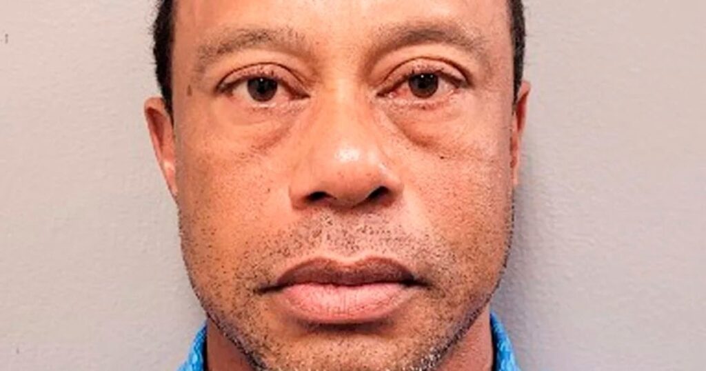 Tiger Woods chocó bajo efecto de sustancias, fue detenido y liberado ocho horas más tarde imagen-5