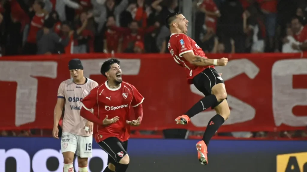 En uno de los partidos del año, Independiente rescató un agónico empate ante Unión: reviví lo mejor - TyC Sports imagen-38