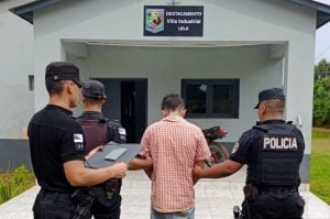 Detuvieron a un joven por el robo de un celular en Guaraní y recuperaron el dispositivo imagen-6