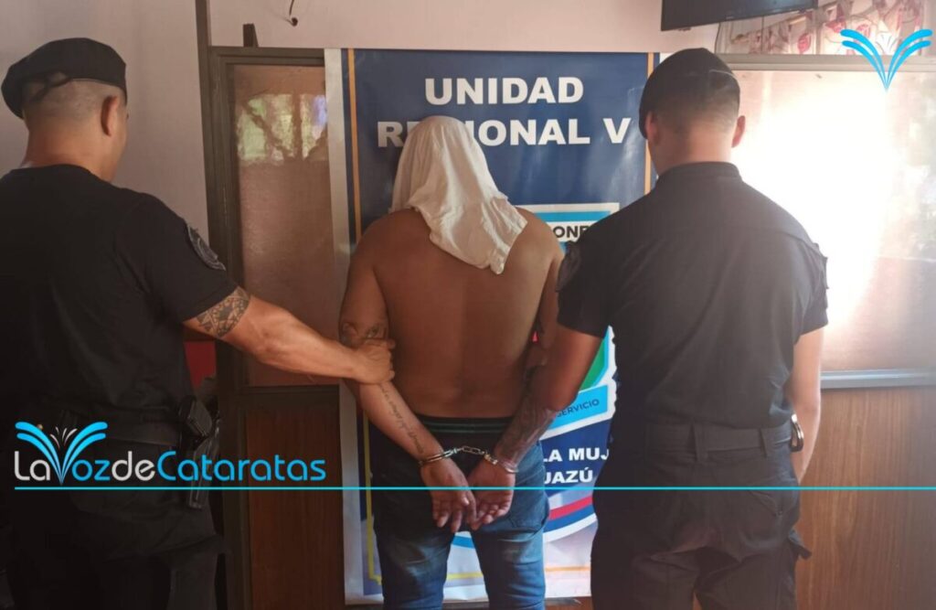 Un hombre fue detenido tras amenazar a su ex pareja y atacar a policías Un hombre fue detenido tras amenazar a su ex pareja y atacar a policías imagen-69