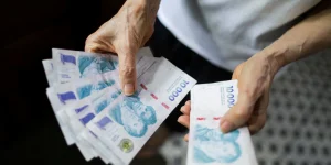 El sueldo mínimo perdió casi el 40% de su poder de compra en los últimos dos años y se ubica por debajo de los niveles de 2001 imagen-8