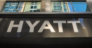 Buenas noticias para Texas: Ken Paxton logró un acuerdo de 1,25 millones de dólares con Hyatt por ocultar cargos extra en reservas de hotel imagen-3