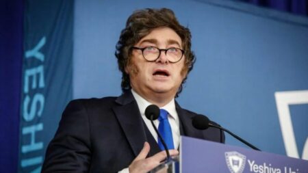 Javier Milei viaja a España para participar en el Foro Económico de Madrid imagen-5