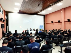 Capacitaron a policías de la zona norte en cibercrimen en Puerto Iguazú imagen-3