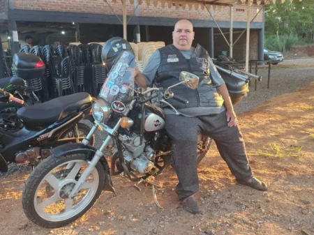 “Vity”, el primer motero en llegar a la nueva sede del Motogrupo Yaguareté imagen-12