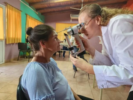 En Capioví recibieron atención especializada en salud visual imagen-4
