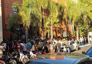 Paro de municipales en Posadas: trabajadores iniciaron una protesta tras fracasar la negociación salarial imagen-1