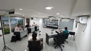 El oficialismo logró aprobar la prórroga para la presentación de la memoria y balance en Puerto Iguazú El oficialismo logró aprobar la prórroga para la presentación de la memoria y balance en Puerto Iguazú imagen-1