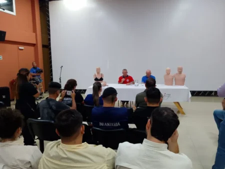 La municipalidad de Iguazú creo el área de capacitaciones en RCP y uso de DEA La municipalidad de Iguazú creo el área de capacitaciones en RCP y uso de DEA imagen-118