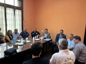 El gobierno provincial acordó nuevos incrementos salariales para estatales imagen-1