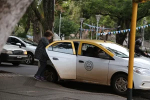 La crisis golpea a los taxistas con un desplome del 70% en la actividad imagen-1