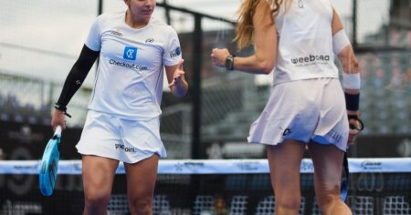 Debutaron con triunfo Agustín Tapia, Delfina Brea y Federico Chingotto en el P2 de Cancún de pádel Debutaron con triunfo Agustín Tapia, Delfina Brea y Federico Chingotto en el P2 de Cancún de pádel imagen-23