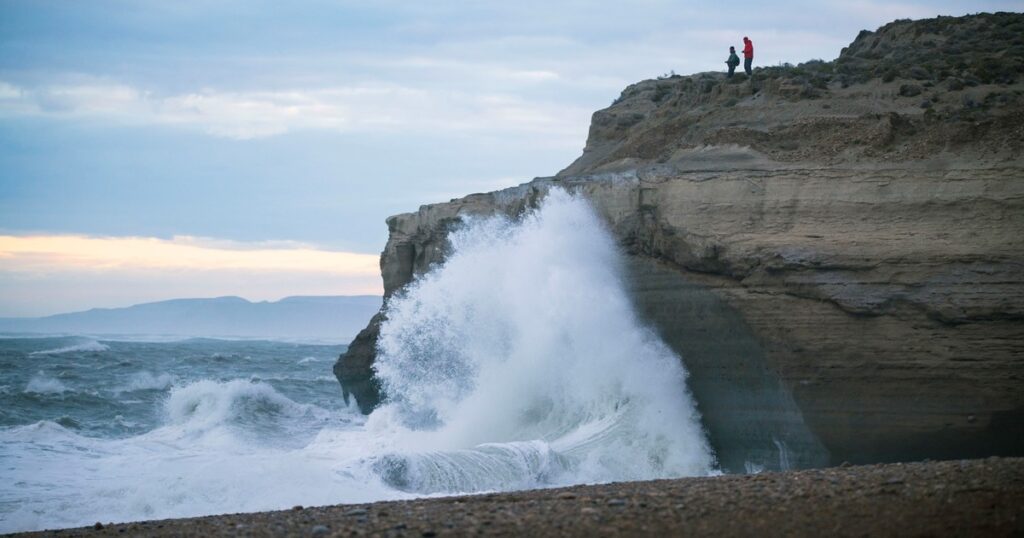 Un destino poco conocido que sorprende en la Patagonia: el parque donde la estepa se abraza con el mar y una carrera que batió récords imagen-101
