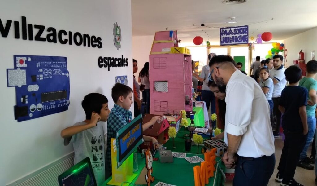 Con más de 50 mil estudiantes anotados, continúan abiertas las inscripciones en la Red Maker Misiones imagen-5