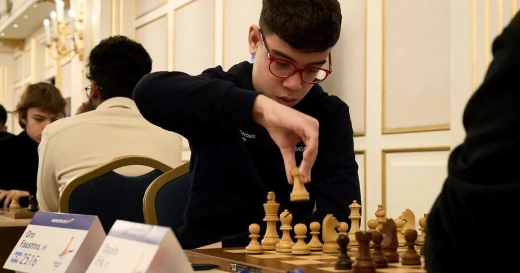 Cómo le fue a Faustino Oro en la segunda jornada del Abierto Aeroflot, rumbo a ser el Gran Maestro más joven Cómo le fue a Faustino Oro en la segunda jornada del Abierto Aeroflot, rumbo a ser el Gran Maestro más joven imagen-45