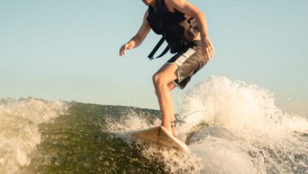 Campeonato Argentino de Wakeboard en Posadas: cerca de 50 competidores surcan olas en el río Paraná Campeonato Argentino de Wakeboard en Posadas: cerca de 50 competidores surcan olas en el río Paraná imagen-10