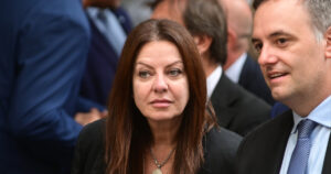 El Gobierno estableció quién reemplazaría a Manuel Adorni como Jefe de Gabinete en caso de ausencia temporal El Gobierno estableció quién reemplazaría a Manuel Adorni como Jefe de Gabinete en caso de ausencia temporal imagen-3