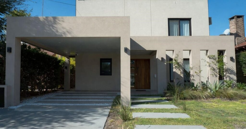 Ahora le adjudican una casa en un country a Manuel Adorni: hay expensas por $ 700 mil a nombre de su mujer imagen-101