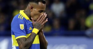 Los hinchas de Boca votaron en la encuesta de Clarín: ¿están de acuerdo con la posible vuelta de Sebastián Villa? Los hinchas de Boca votaron en la encuesta de Clarín: ¿están de acuerdo con la posible vuelta de Sebastián Villa? imagen-3