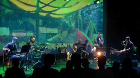 Homenaje a Spinetta en el Teatro Lírico imagen-21